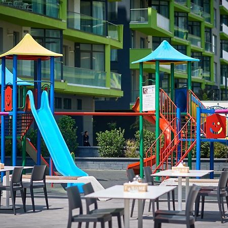 Crazy Sea View 1Br Apartment Spa Pools Resort Mamaia Eksteriør bilde