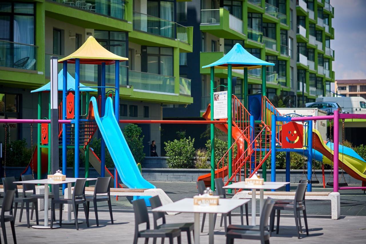 Crazy Sea View 1Br Apartment Spa Pools Resort Mamaia Eksteriør bilde