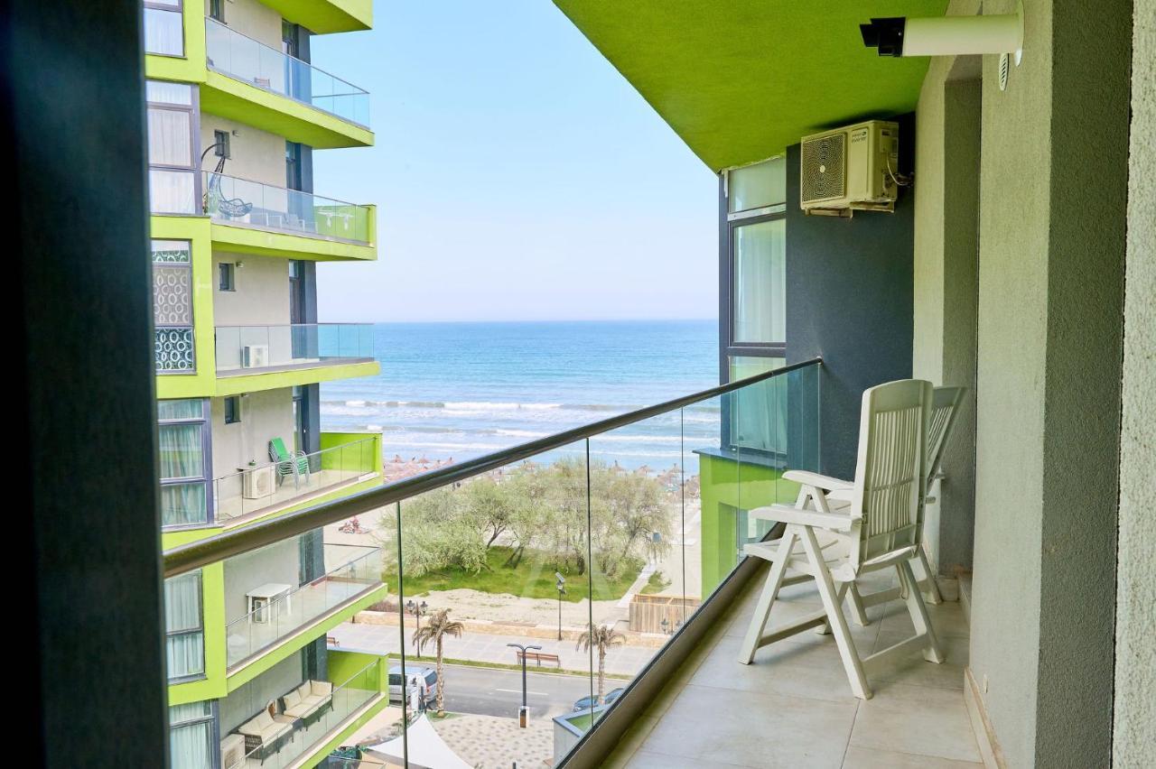 Crazy Sea View 1Br Apartment Spa Pools Resort Mamaia Eksteriør bilde
