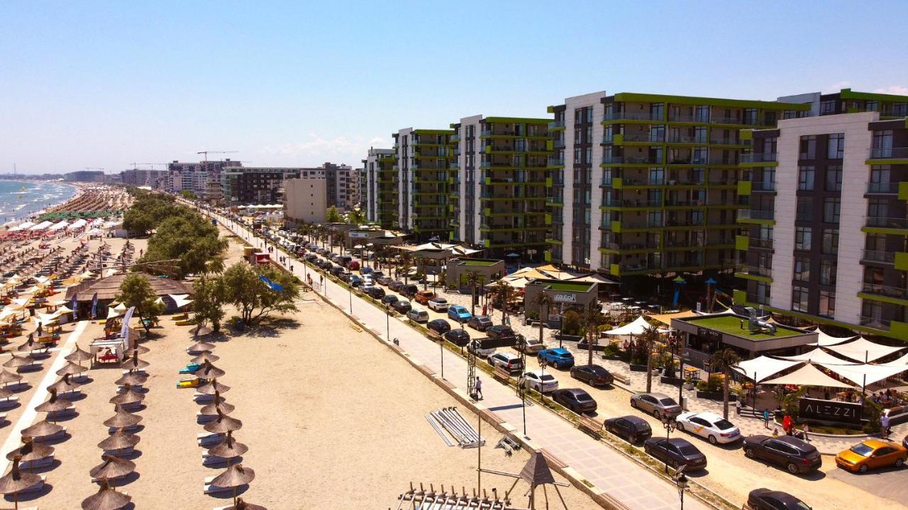 Crazy Sea View 1Br Apartment Spa Pools Resort Mamaia Eksteriør bilde