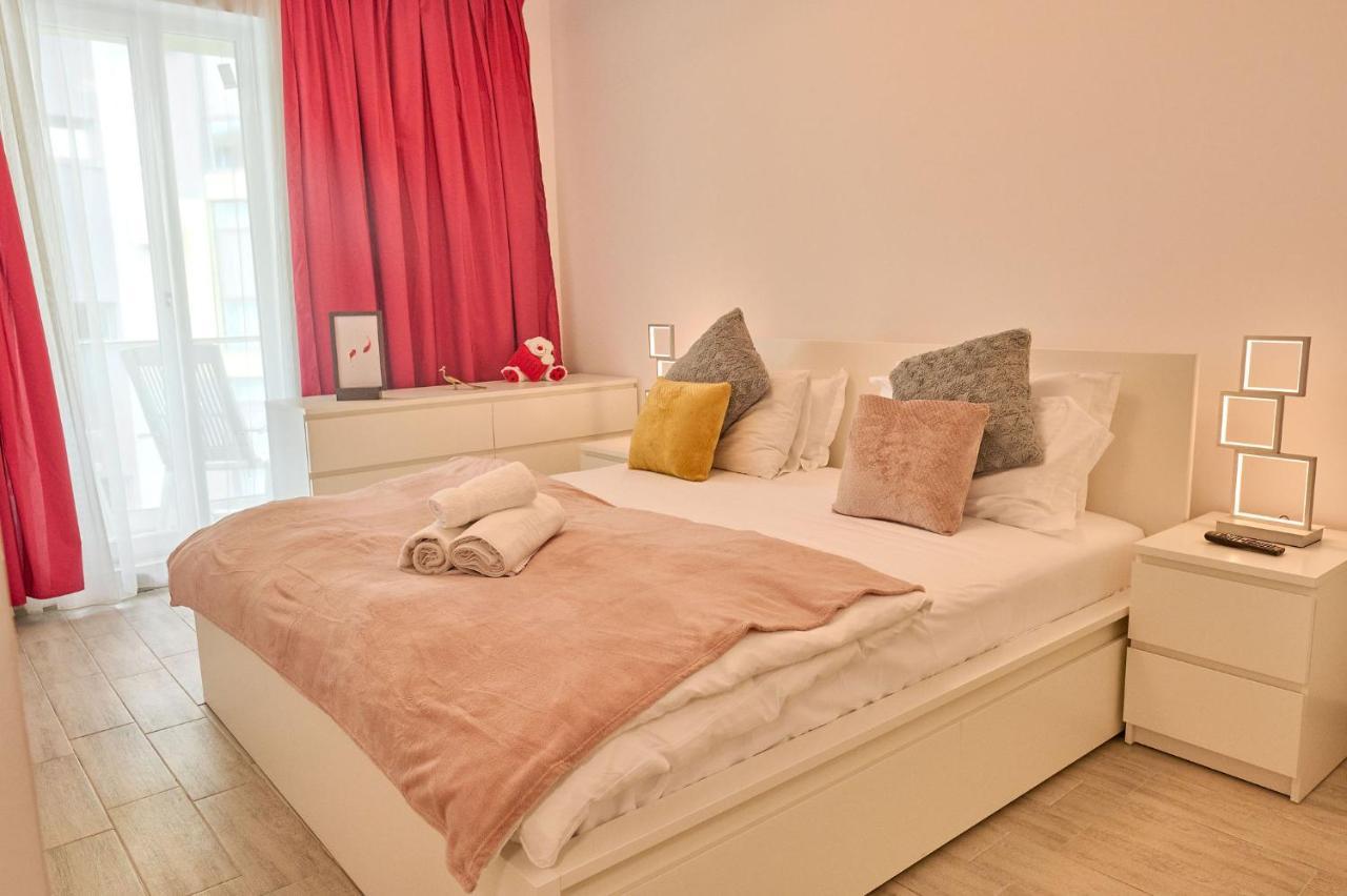 Crazy Sea View 1Br Apartment Spa Pools Resort Mamaia Eksteriør bilde