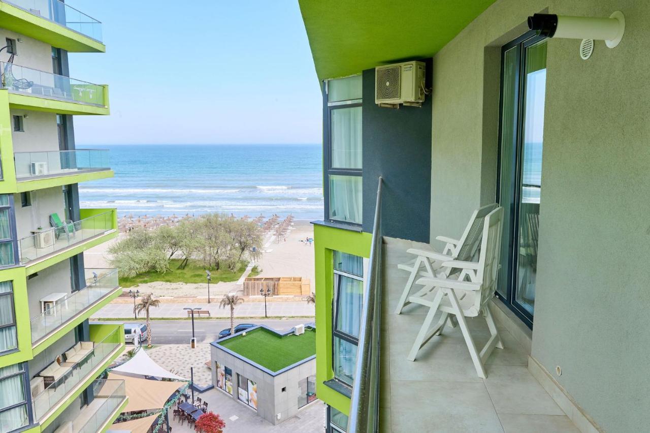 Crazy Sea View 1Br Apartment Spa Pools Resort Mamaia Eksteriør bilde