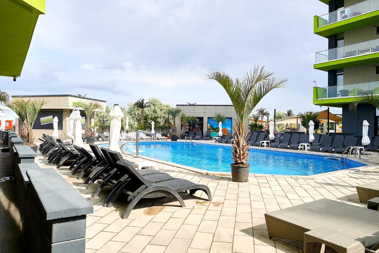 Crazy Sea View 1Br Apartment Spa Pools Resort Mamaia Eksteriør bilde